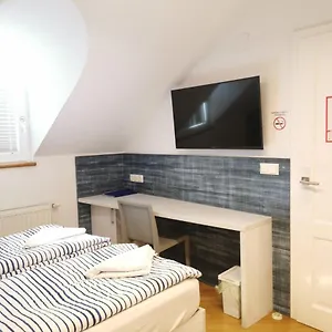 H2o Albergue