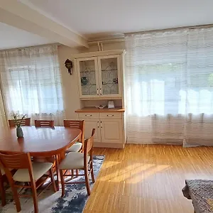 Apartament Bbq, Lublana